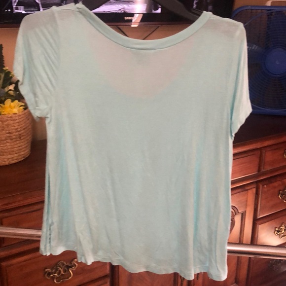 Crop tshirt - Picture 3 of 3